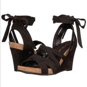 Aerosoles Lilac Plush Wedge Sandals, Black, 6